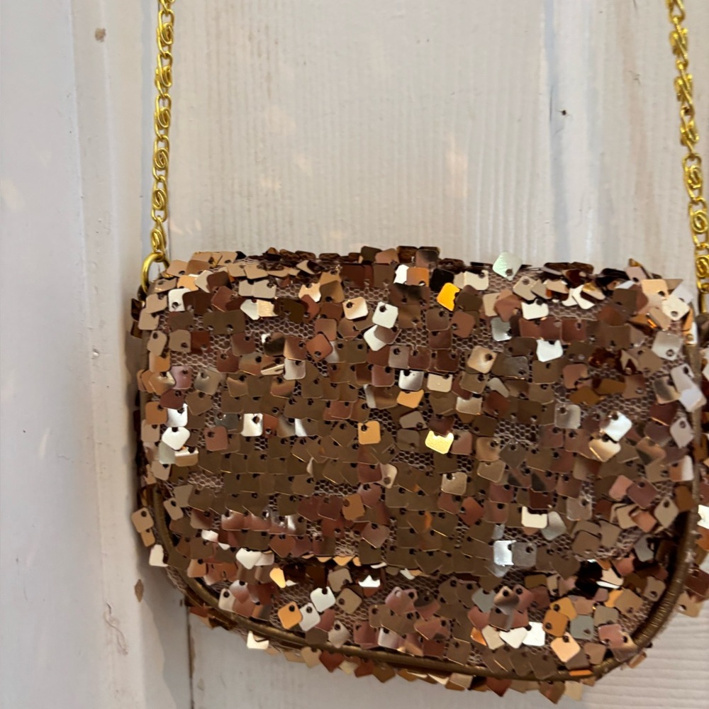 Gold Sequin Women's tiny crossover Bag H&M perfect condition, new without tag🌟🫶🏼